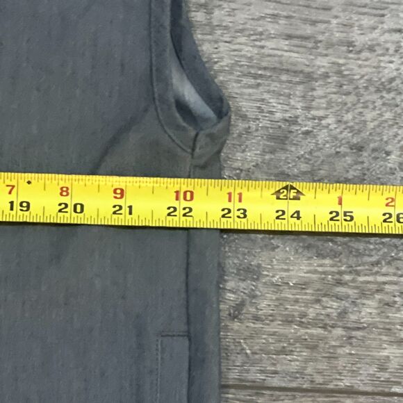 FIGS Technical Collection Sleeveless Scrub Top Gray Medical Dental Women's Small - Picture 6 of 7